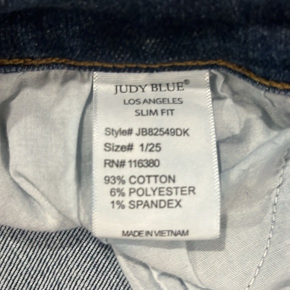 Judy Blue “Star of the Show” jeans size 1/25 (Slim Fit) - Picture 4 of 6